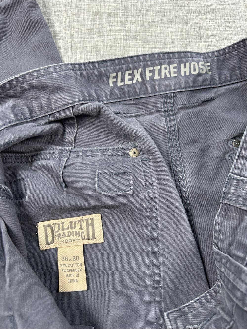 Duluth Trading Flex Fire Hose Cargo Work Pants Men 36x30 Blue-Gray Utility - Picture 2 of 13